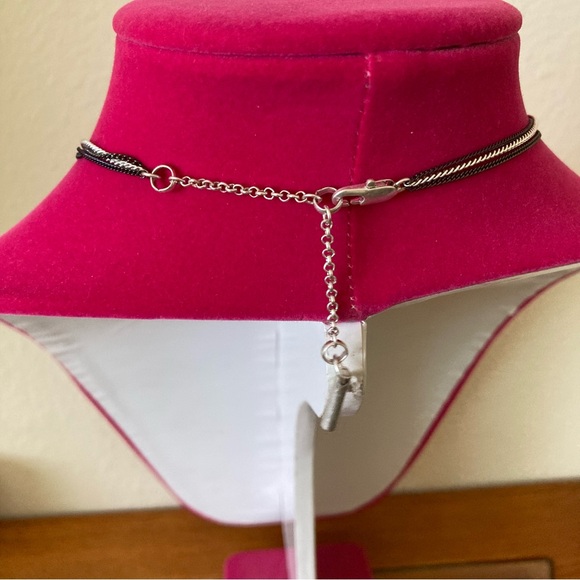 Kenneth Cole Silver Tone Pendant Necklace | New without Tags - Picture 5 of 8